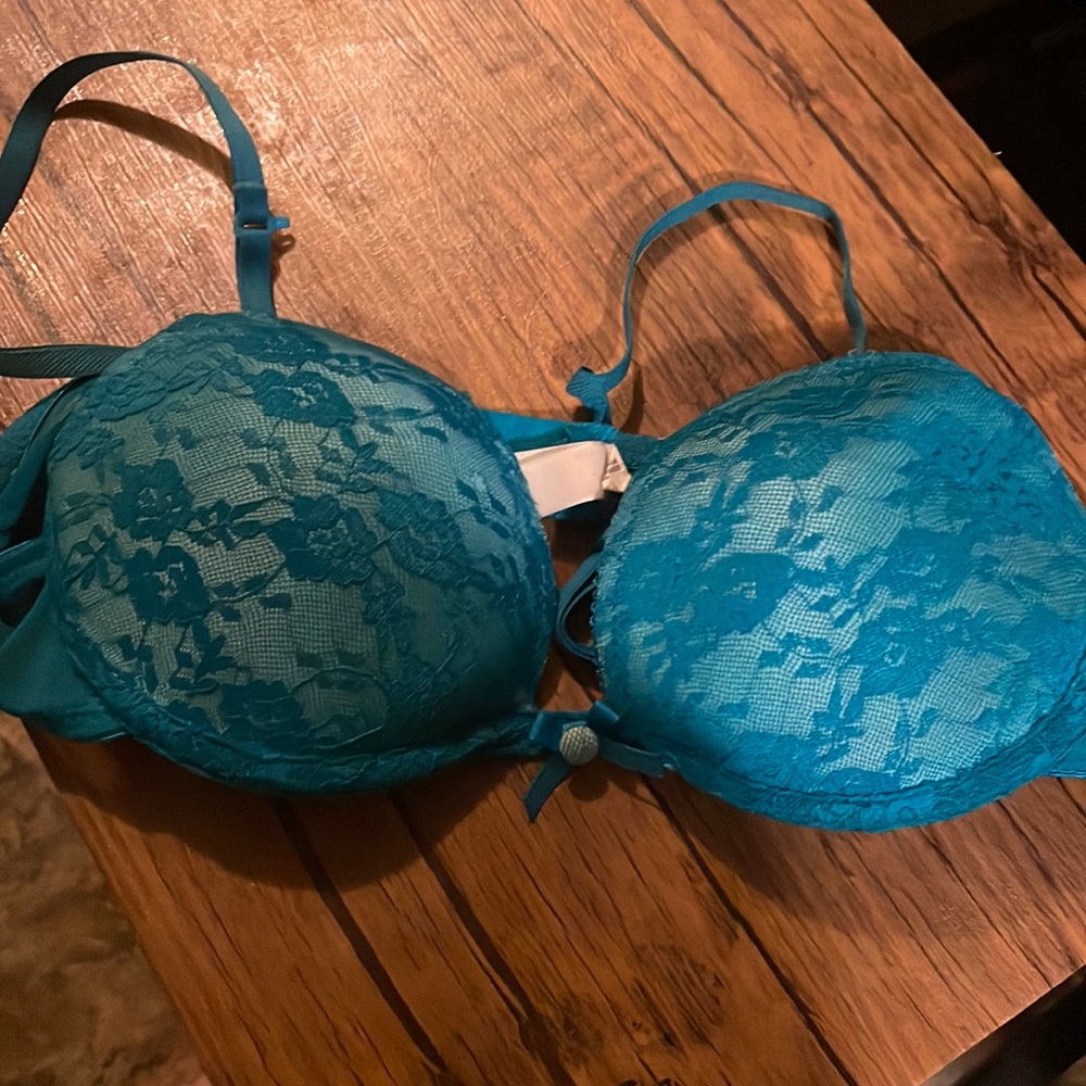 Xhilaration bra